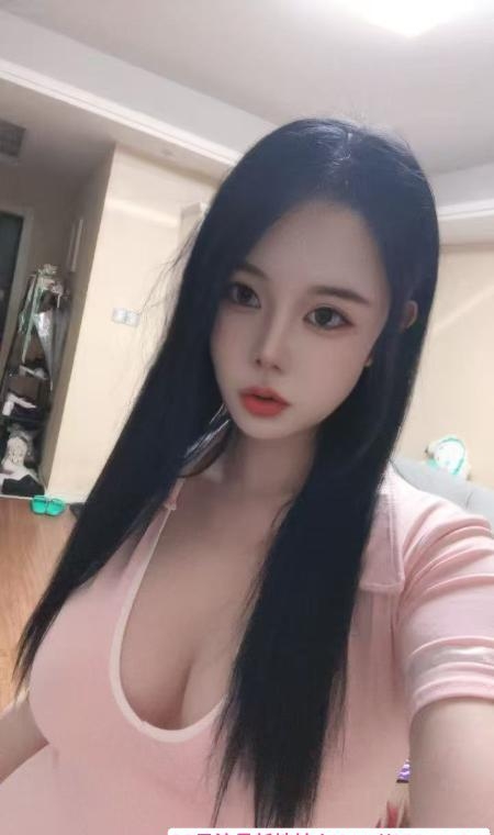 大胸水床妹纸 2