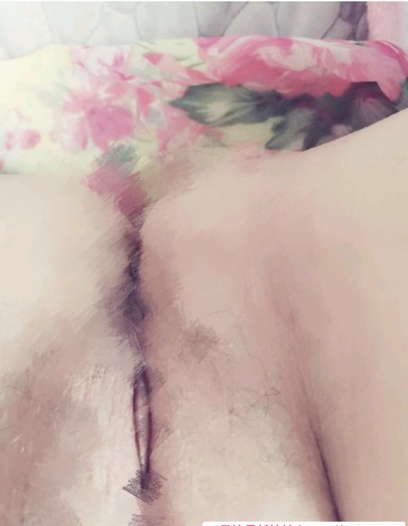 弹子石肥臀巨乳一线天 2