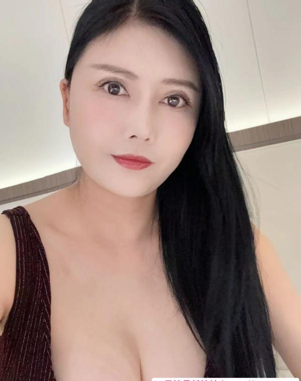 大奶莞式服务 2