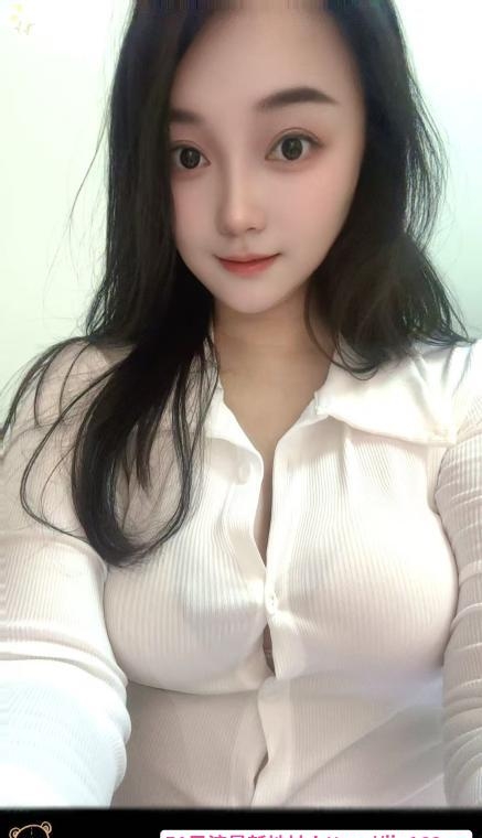 包臀裙兼职小少妇 2