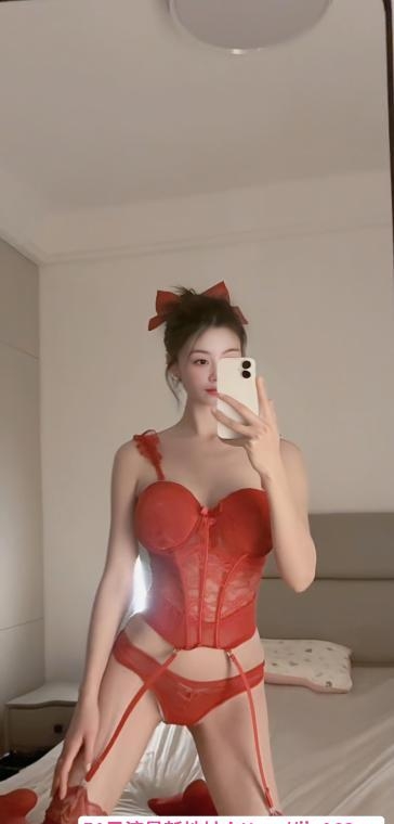 风骚红丝美腿御姐 2