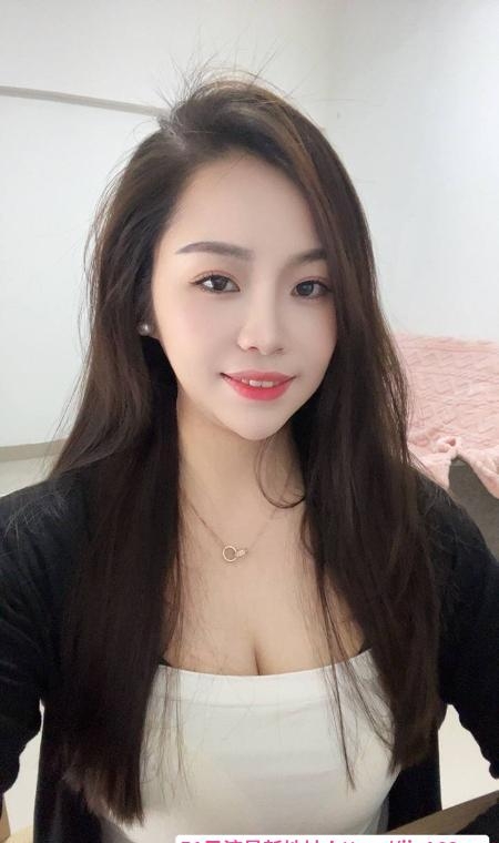 服务系性感气质骚妇 2