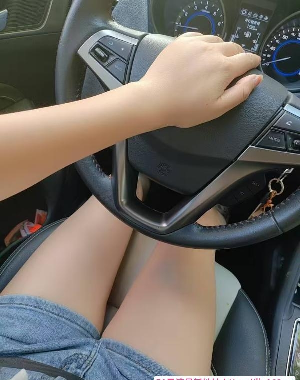 野战车战少妇小乔 2