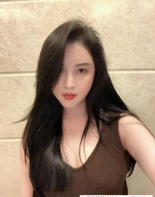 番禺大胸E乳琪琪 2