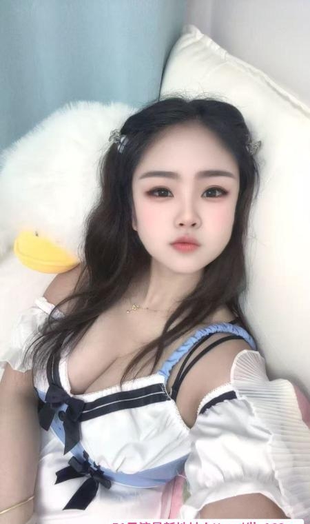 浦东童颜丰乳暮暮 2