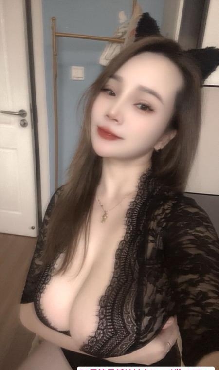 三刷巨乳佳慧 2
