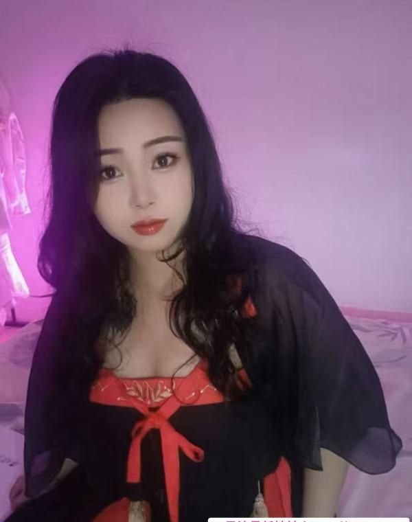 主打服务的芊芊 3