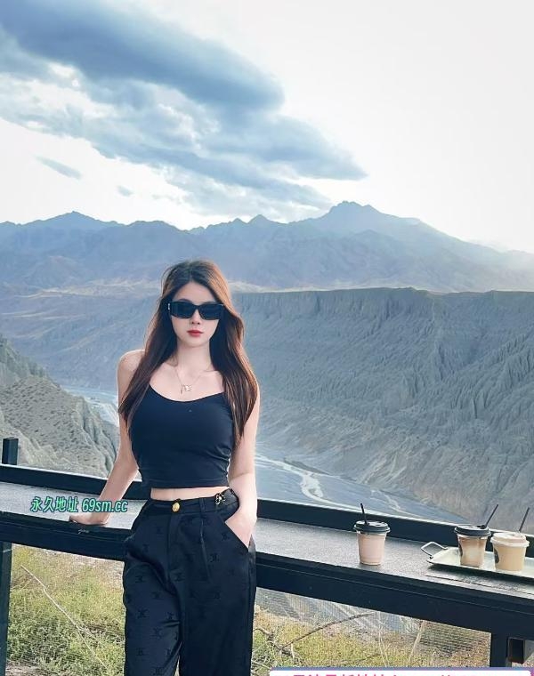 美乳性感静静 3