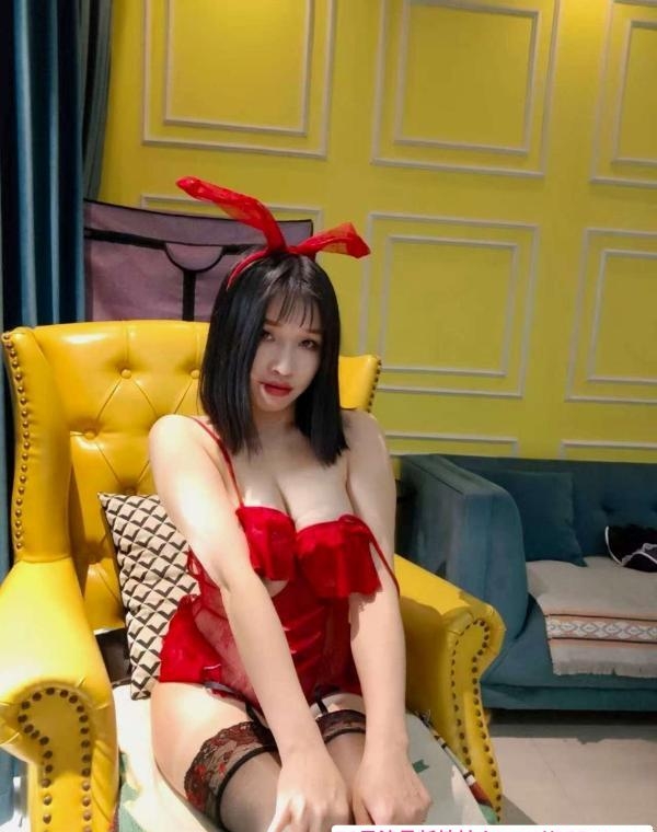 江北制服大奶少妇小柒 3