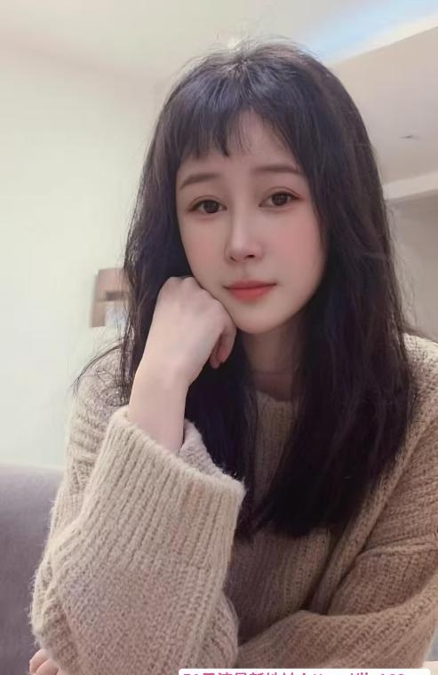 东站娃娃脸巨乳少妇 3