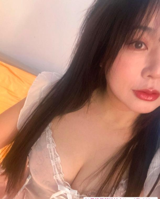 新宫服务性小姐姐希希 3