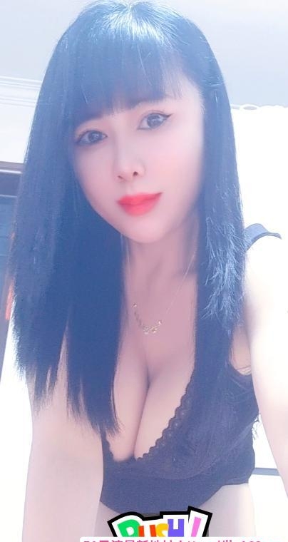 浦东大奶骚妇很泄火 3