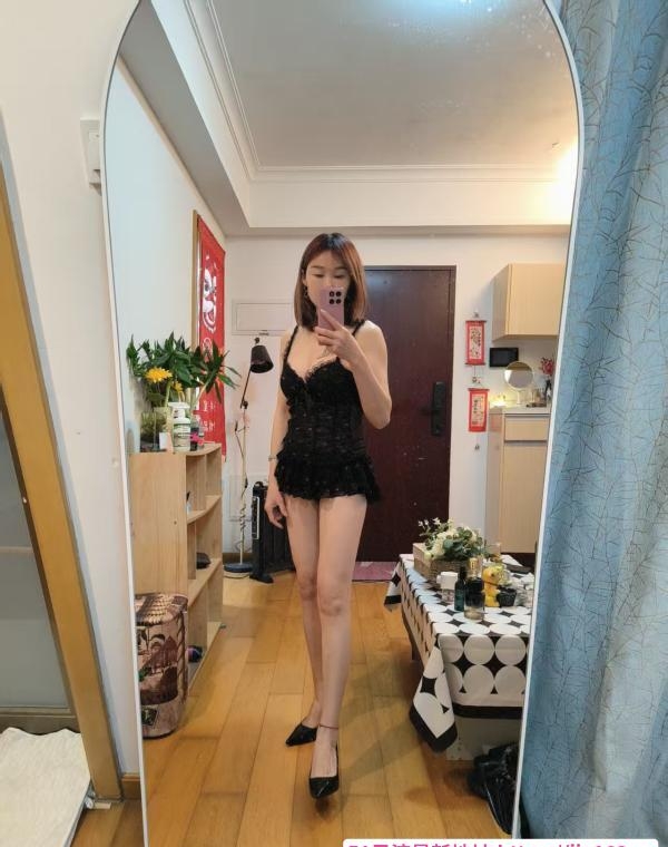 小巧玲珑胸小姐姐 3