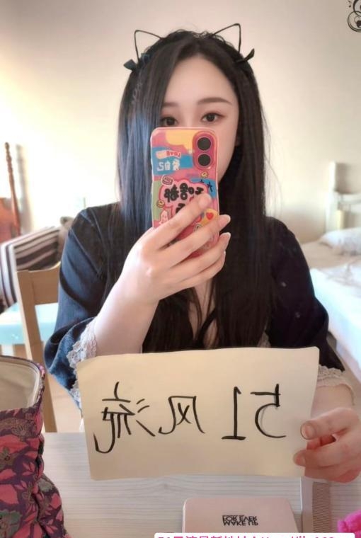 大胸少妇小姐姐 3