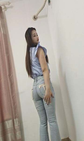  微坦乖巧小美女珊珊 3