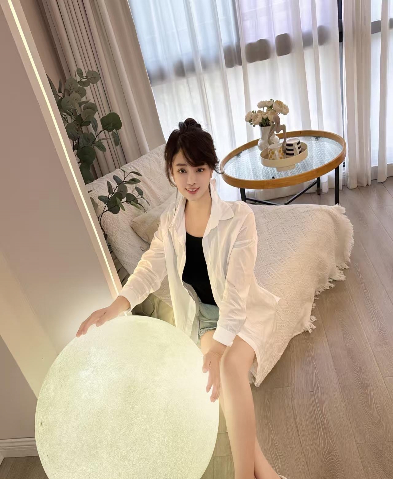 乖巧可爱小姐姐 3