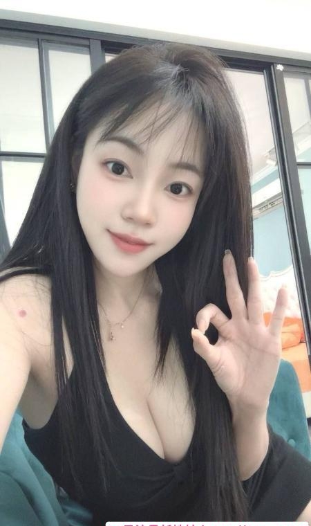 闵行大胸女友感梦梦 4