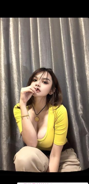 异域巨乳花姑娘 4
