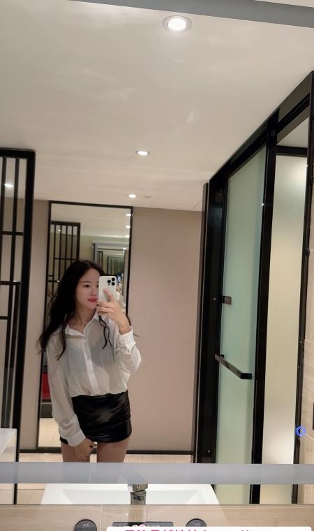 性感纯欲娜美宝安 4