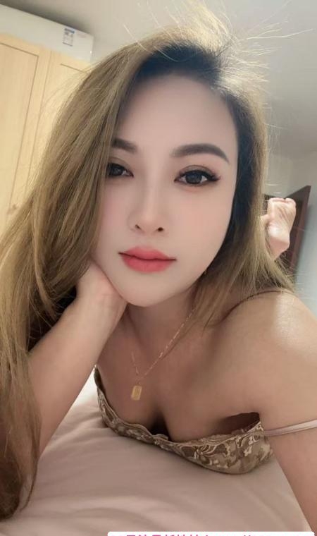 天河气质巨乳少妇馨儿 4