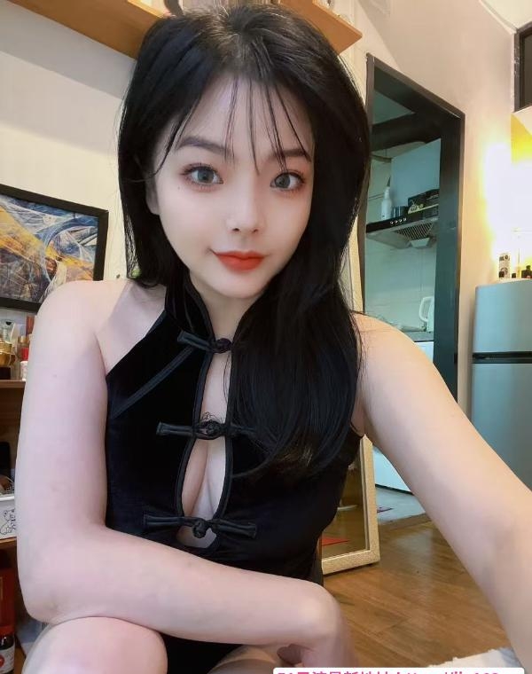 颜值虎牙妹文文 4