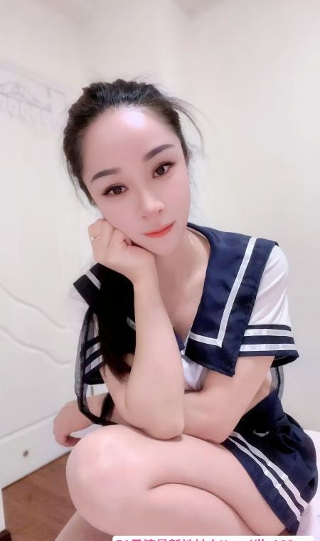 上城风骚小妖精 4