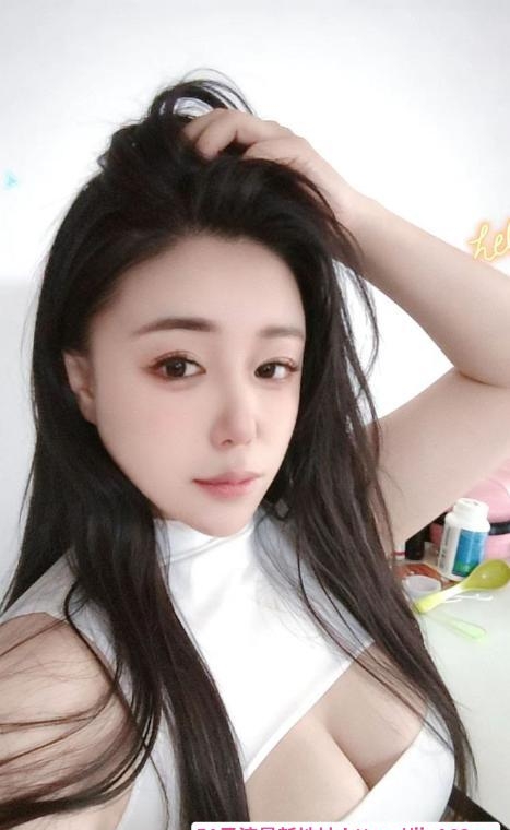 龙华大胸老师过年在 4