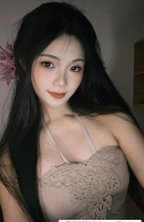 南山肥臀美乳少妇 1