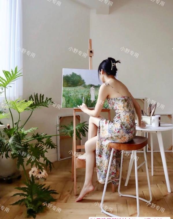 170美腿女友小野 1