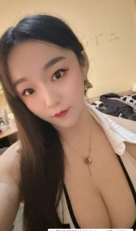 汉口性感大胸梦梦 1