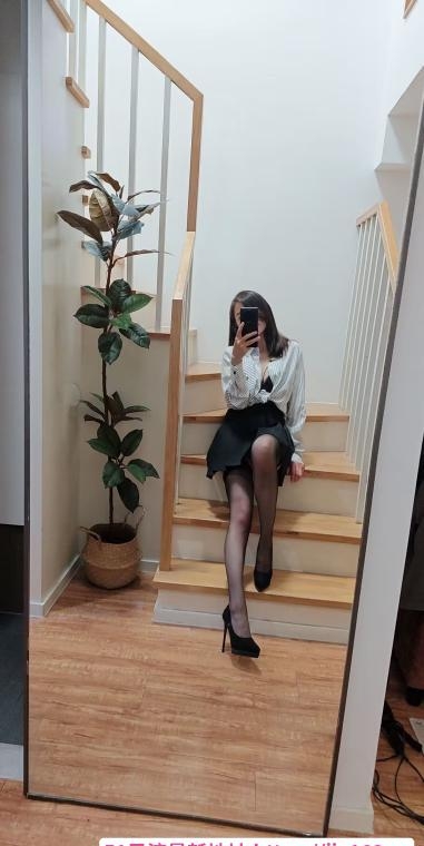 新新小少妇 1