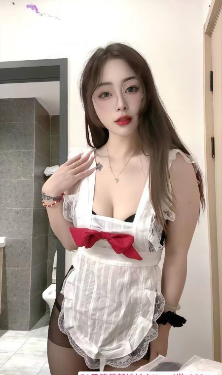 情趣制服大奶骚妹 1