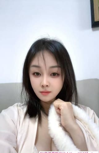 南山白嫩风骚少妇