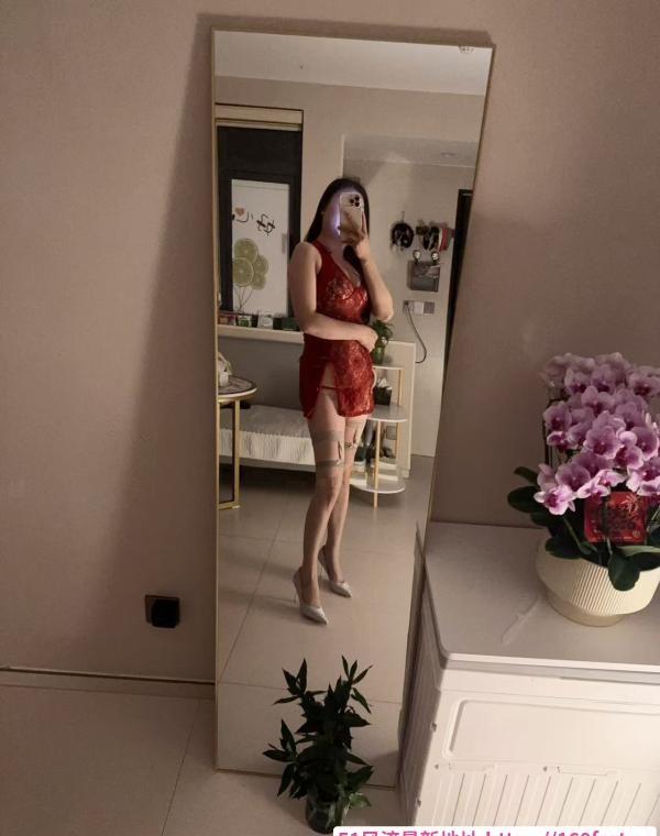 服务系温柔御姐 1