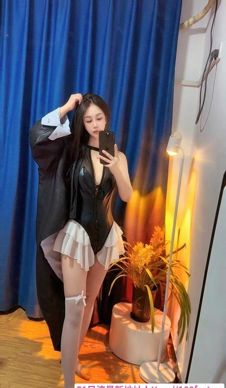 上城美乳御姐奶瓶 1