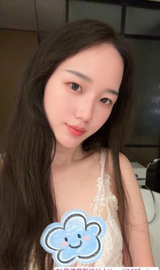 宝安西乡平面模特娜美