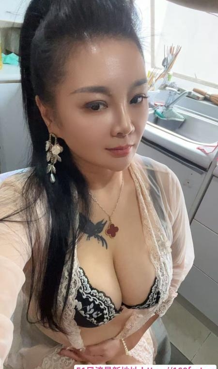 宝安熟女静静 1