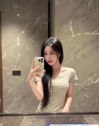 徐东蜜桃臀小姐姐