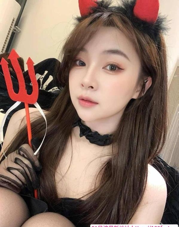 超级服务美少女 1