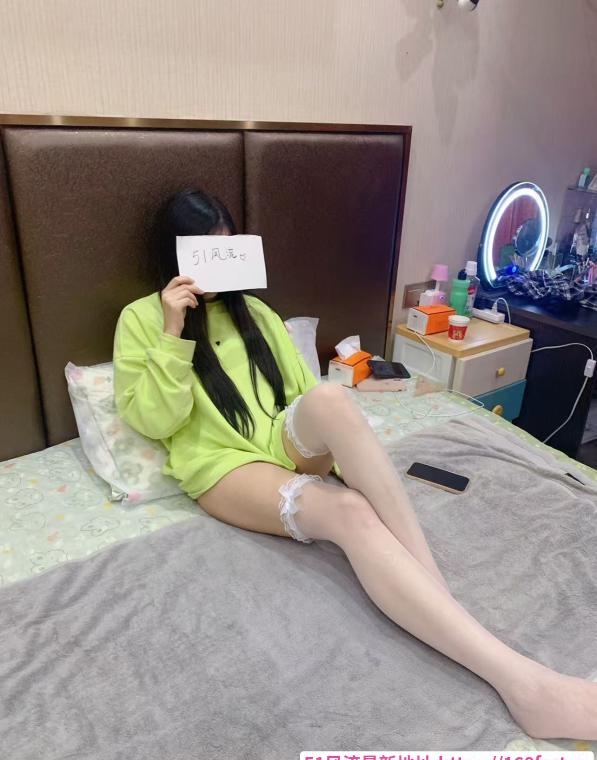 可萝可欲的喵喵姐姐 1