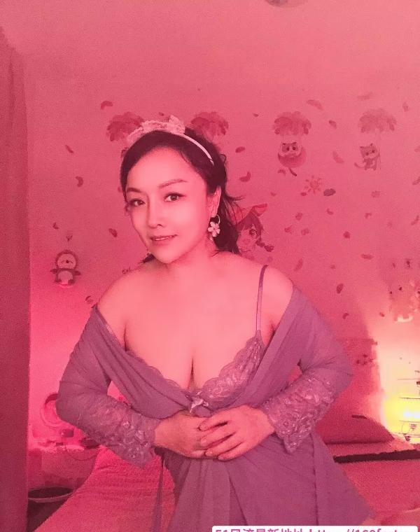 武昌大奶骚妇 1