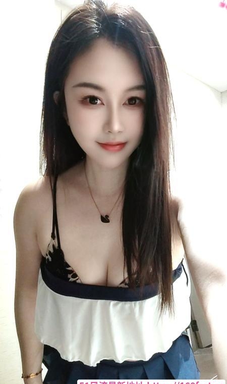苗条性感少妇 1