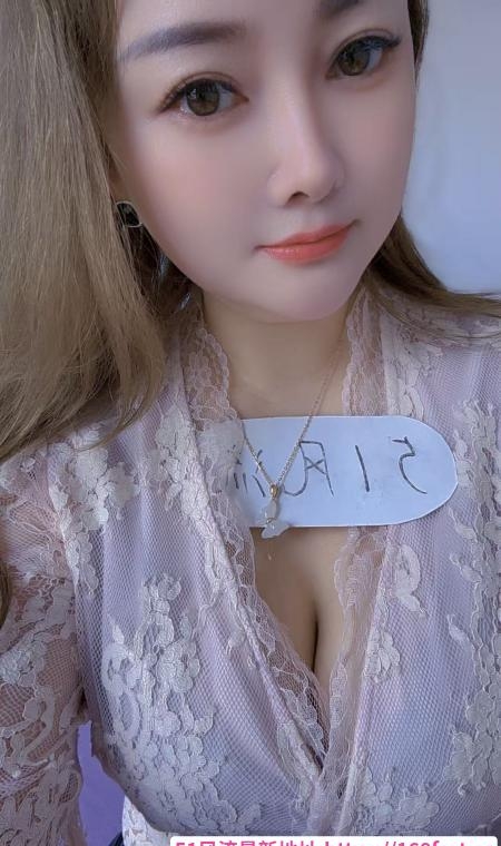 江夏区温柔小姐姐 1