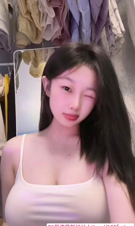 性感尤物笑笑 1
