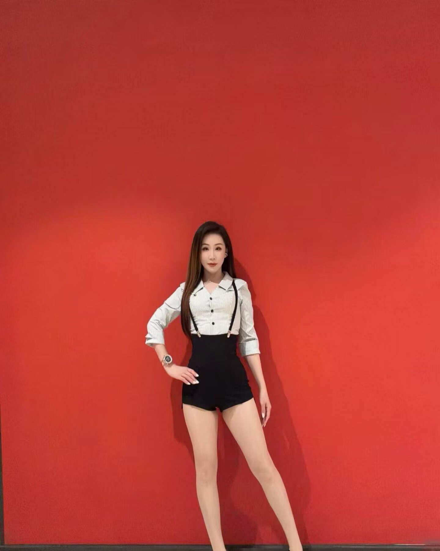 房山长阳思琪，性感长腿美女 1