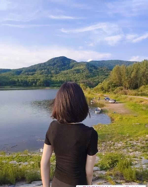 留年宝安大奶喷水少妇 2