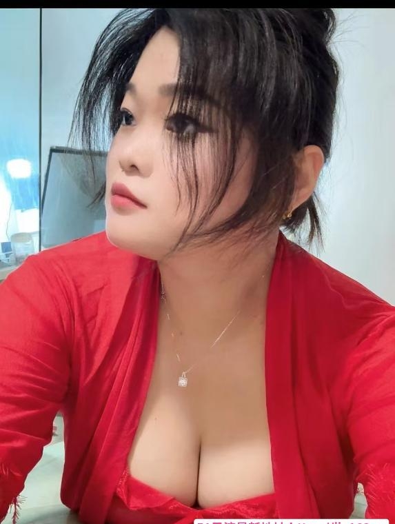 小姐姐过年不休 2