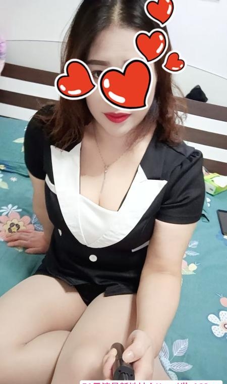 丰满熟女过年不打烊 2