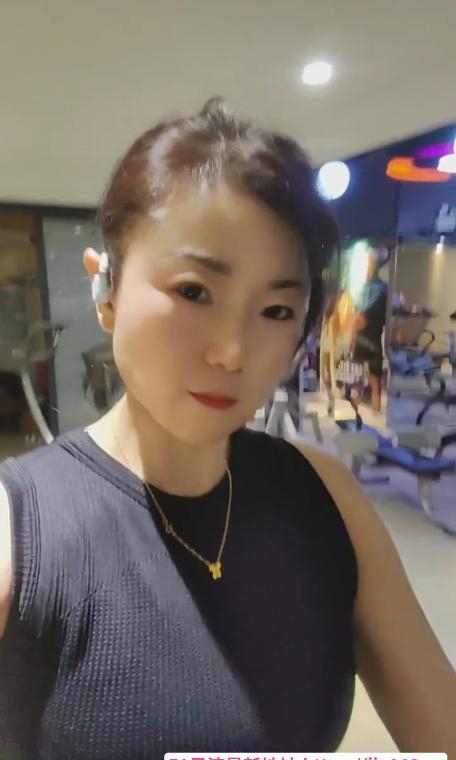 会所熟女自做服务好 2