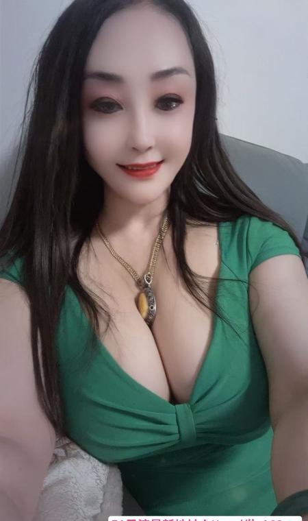 塘沽大胸美女大幂幂 2